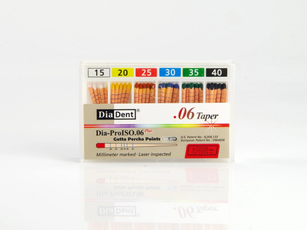 Гуттаперча конусная DiaDent 0.6 №15-40 ML.029.06 (60шт)